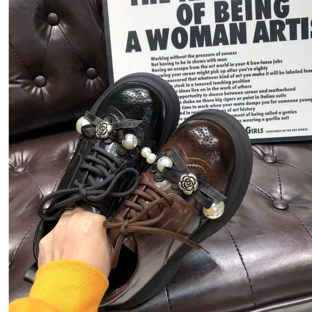 2025春季新款山茶花系列百搭时尚休闲小皮鞋