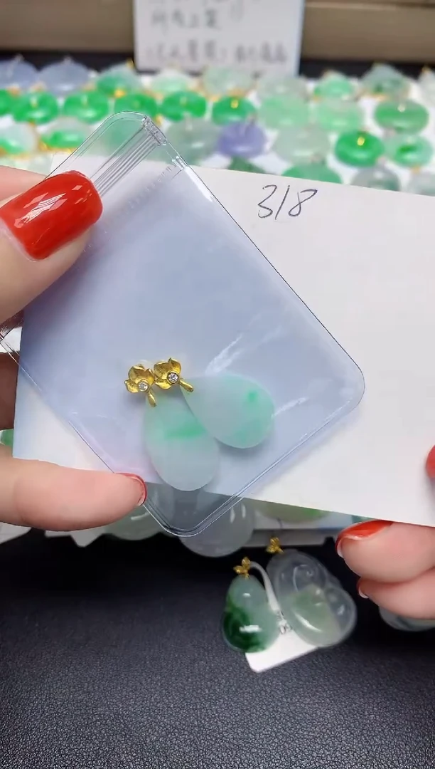 颈饰未镶嵌翡翠天然缅甸翡翠A货翡翠百元以上9元证书费自理