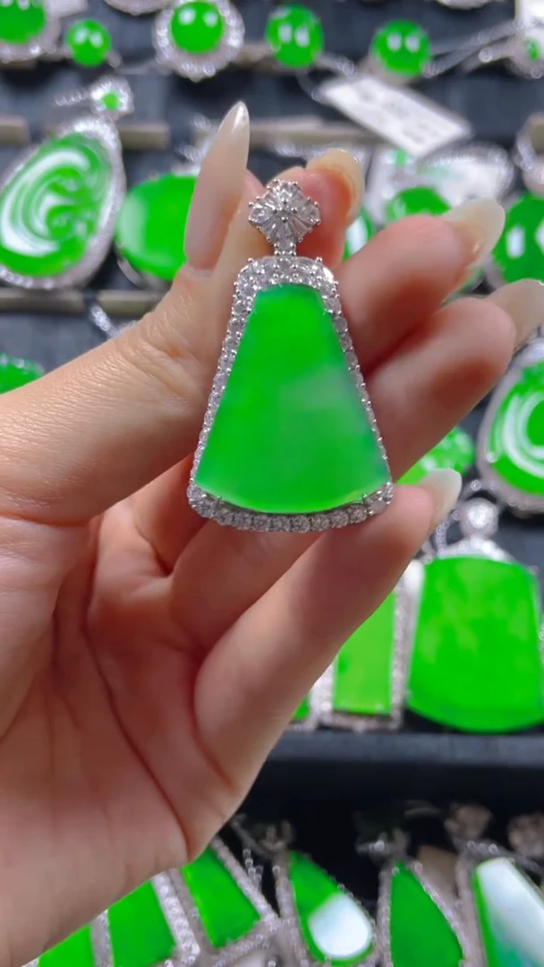 颈饰银S925镶嵌翡翠11