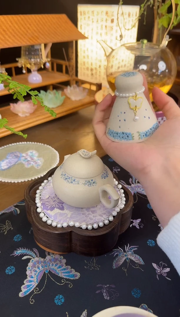 兔子白段泥紫砂小泡壶+斗笠主人杯+提溜