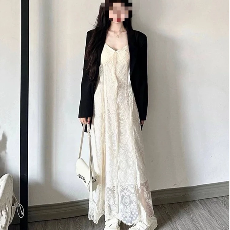 Yi+5028法式度假风蕾丝吊带裙