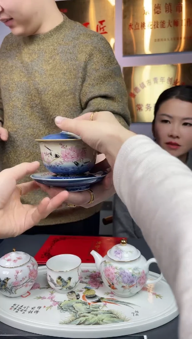 摆件陶12/18/11景德镇