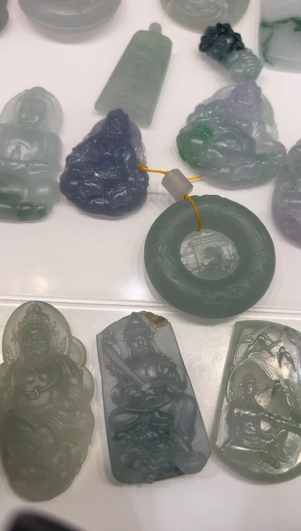 未镶嵌定制翡翠鱼跃龙门