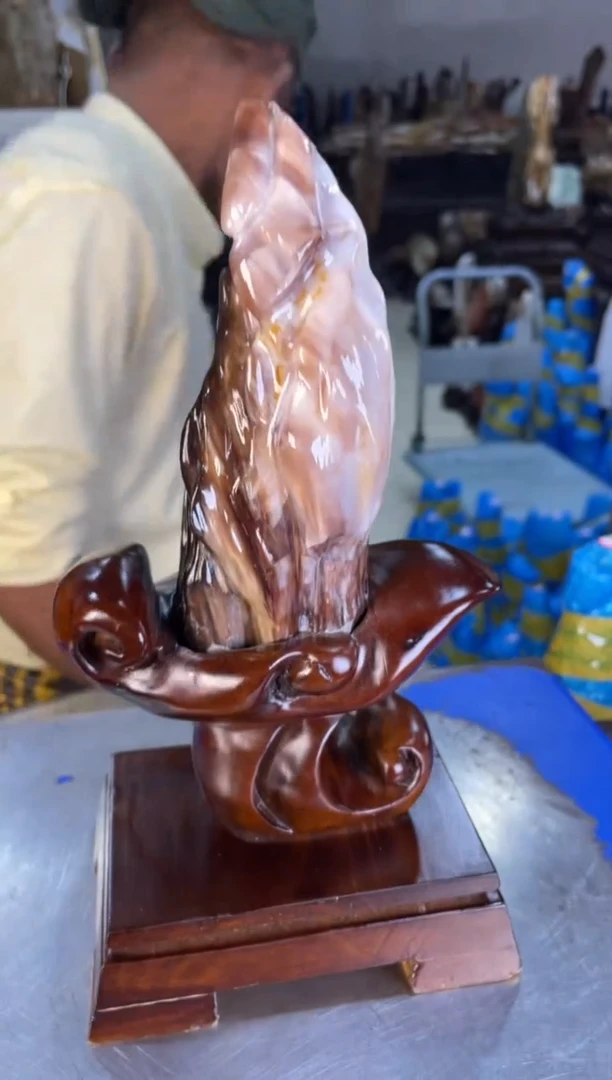 未镶嵌摆件硅化玉1