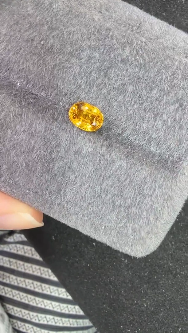 未镶嵌定制定制蓝宝石新*天然2.15克拉国际证书