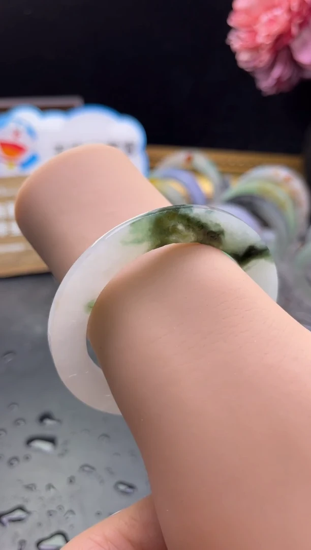 未镶嵌手镯定制翡翠52-60飘花「定制不退不换」