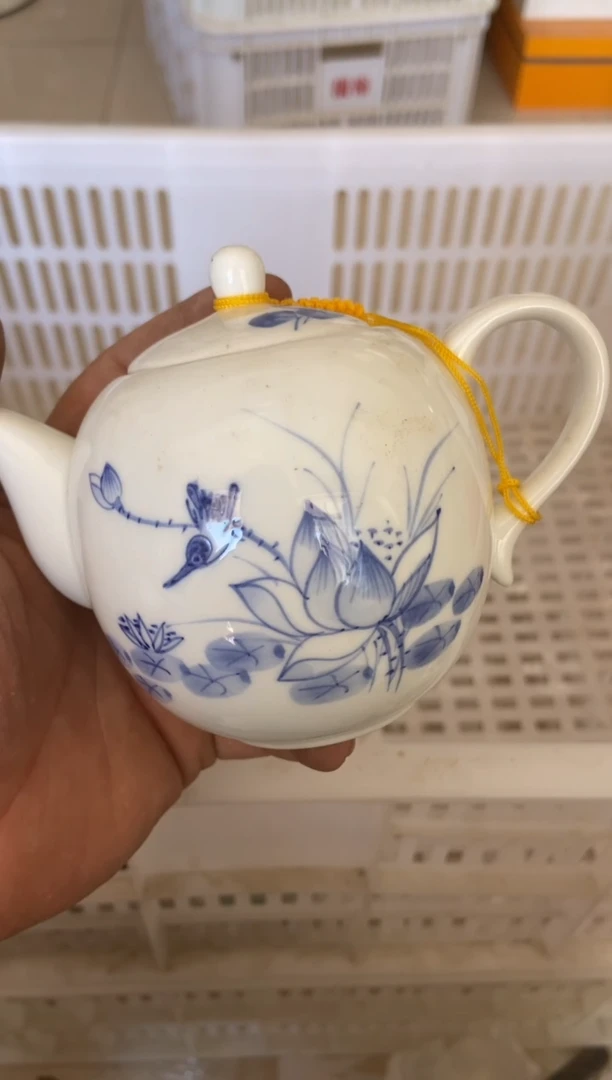 无运费险有瑕疵的摄影的产品有使用过的痕迹有点脏介意勿拍