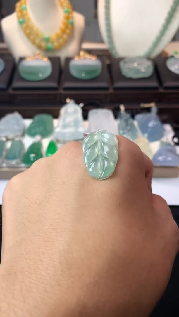 未镶嵌定制翡翠7*妍  S毛货不退不换