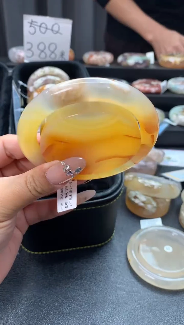 未镶嵌手镯石英质玉（61-62圈口）赠送镯心