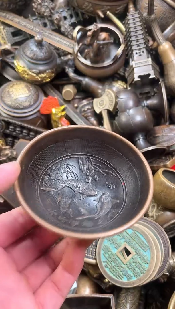 精美铜器点击下单