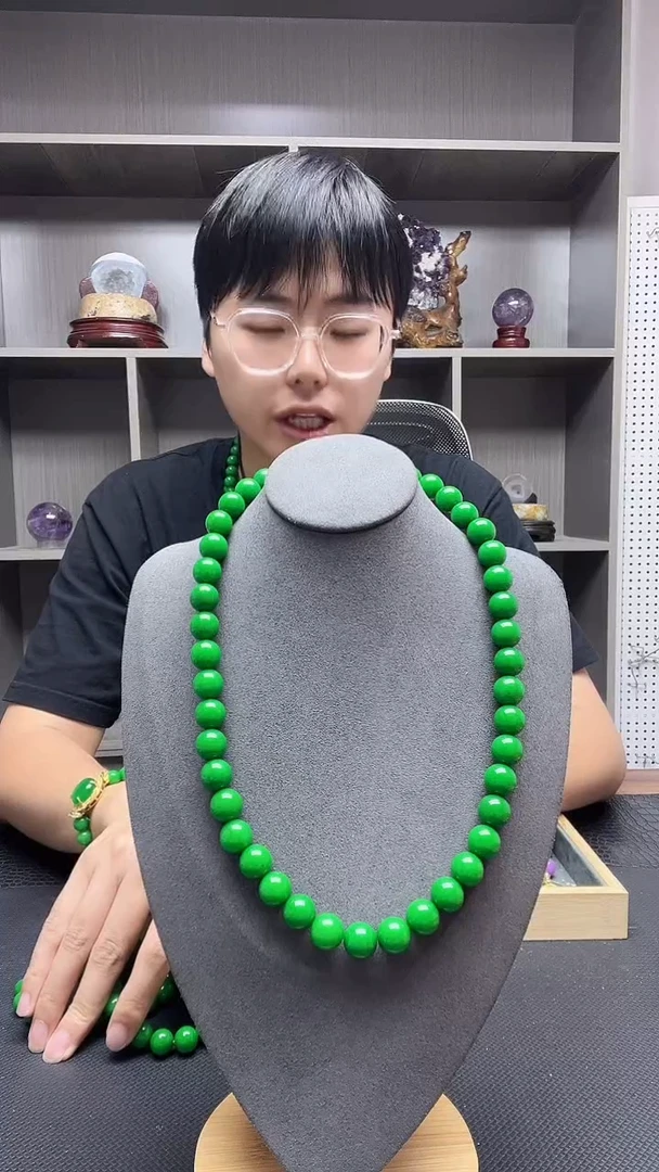 翡翠14K金镶嵌项链项链