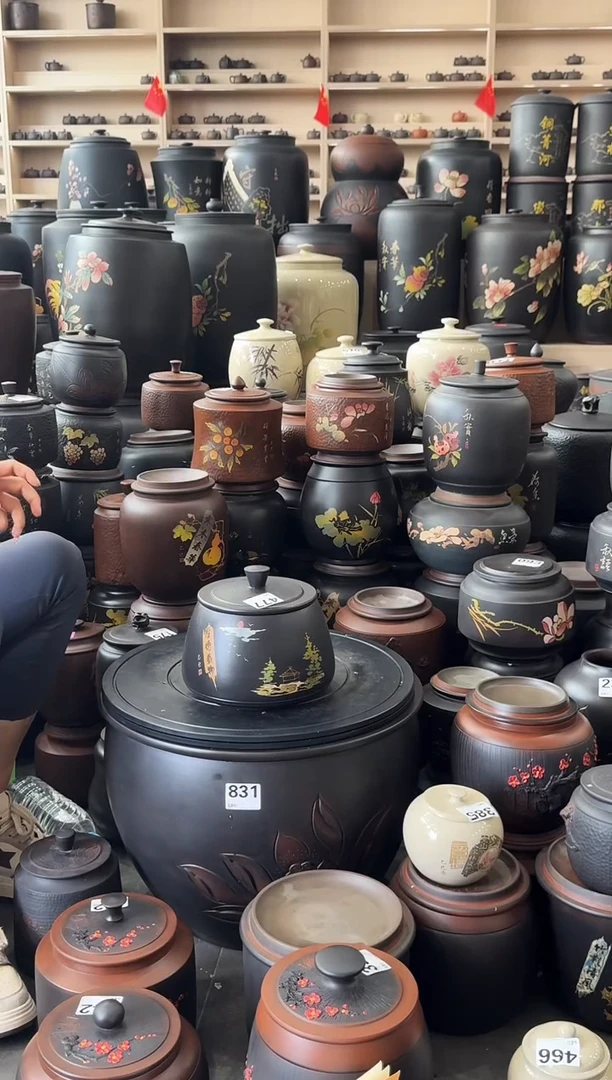 罐瑕疵茶叶罐  彩填石瓢   477