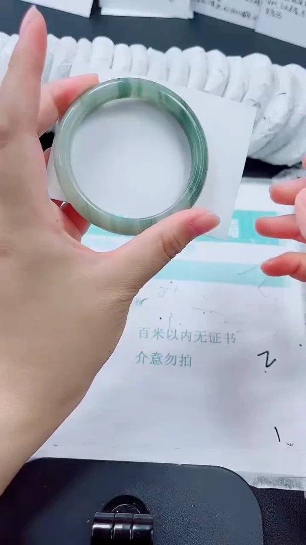 石英质玉手镯合金62/58.4