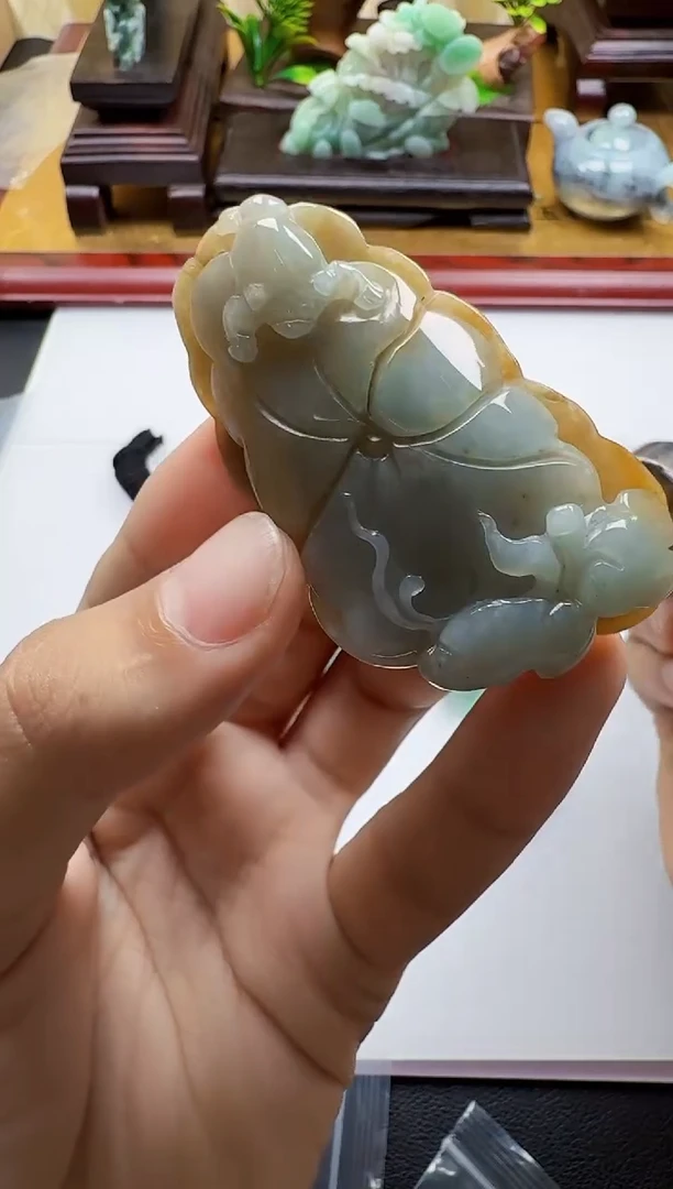 吊坠(不含链)未镶嵌翡翠1