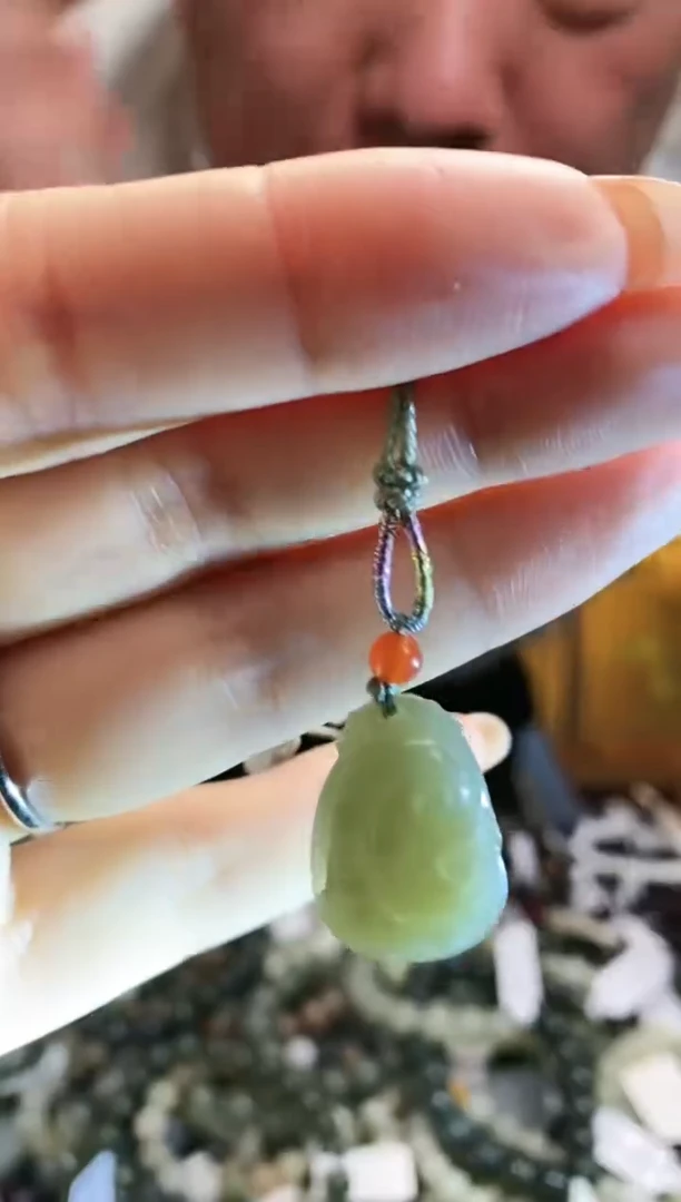 【闪购商品】和田玉颈饰未镶嵌多样性发货，拍一发一