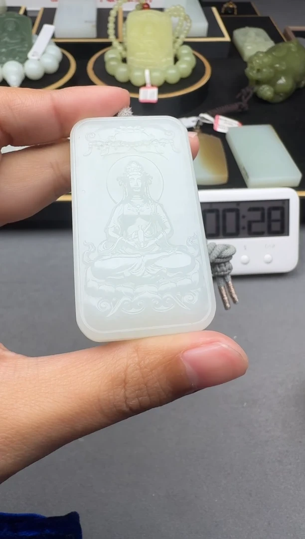 颈饰未镶嵌和田玉1