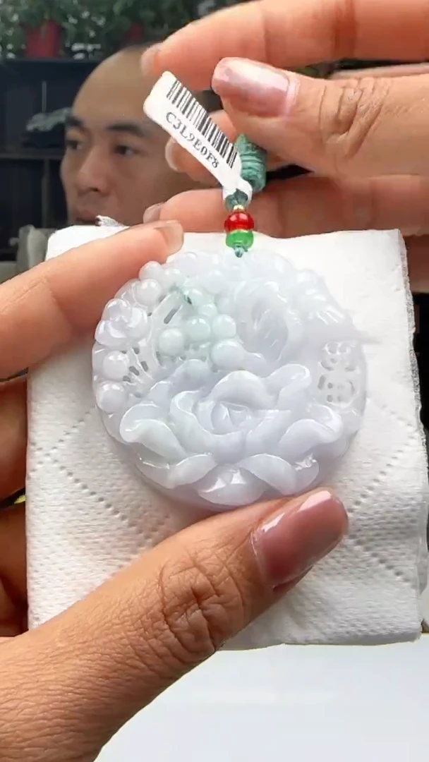 【闪购商品】翡翠颈饰未镶嵌天然翡翠A货吊坠