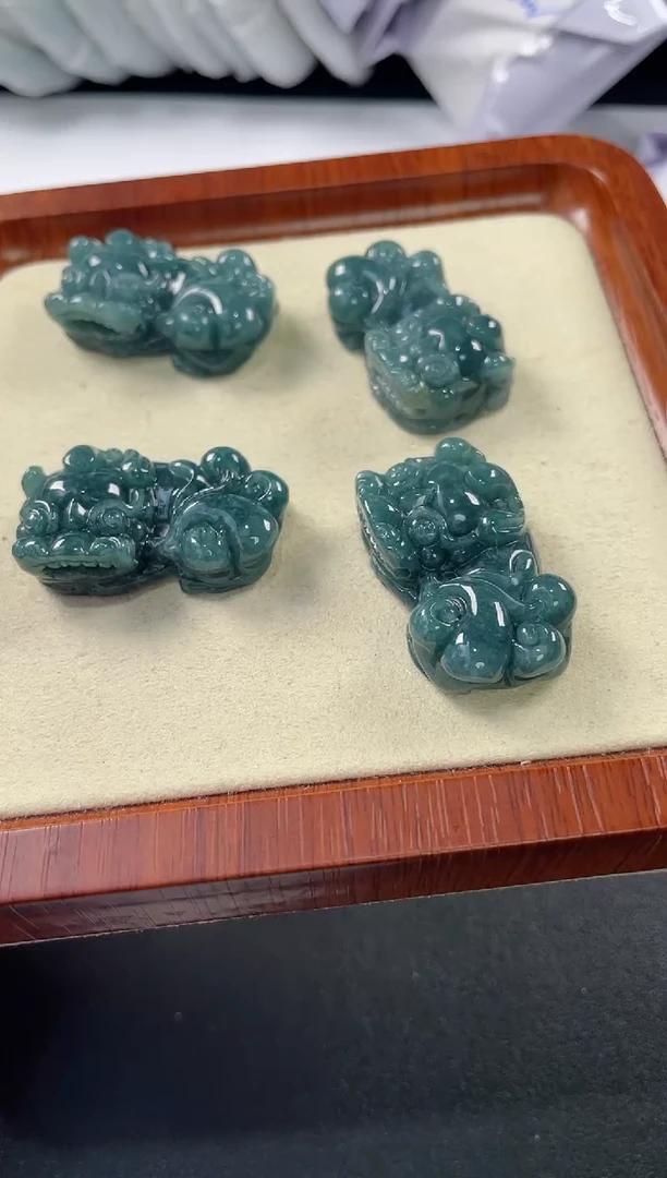 颈饰未镶嵌翡翠5（多样性发一件）貔貅