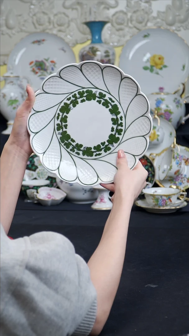 骨瓷婷婷中古器物如图所示103