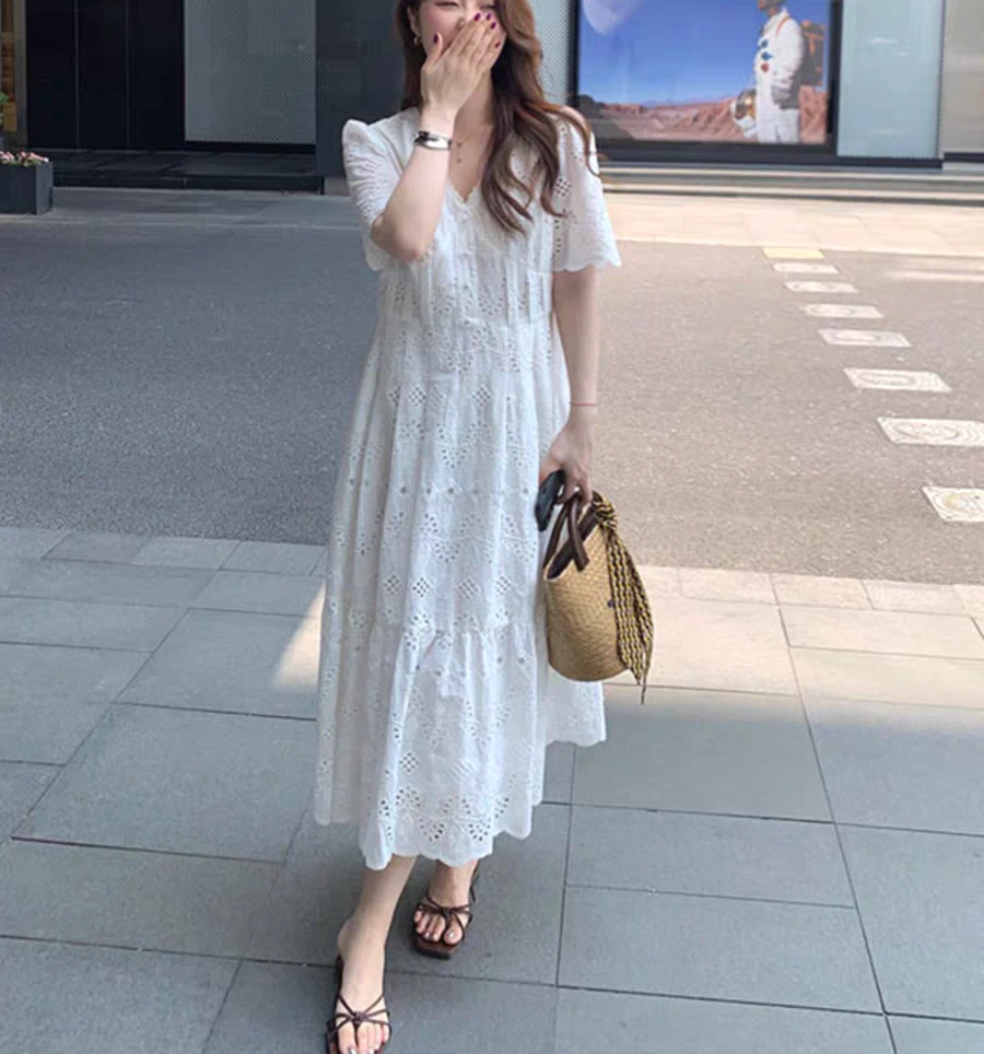 胖瑶瑶大码女装小白裙子2025夏装新款胖mm显瘦白色蕾丝短袖连衣裙