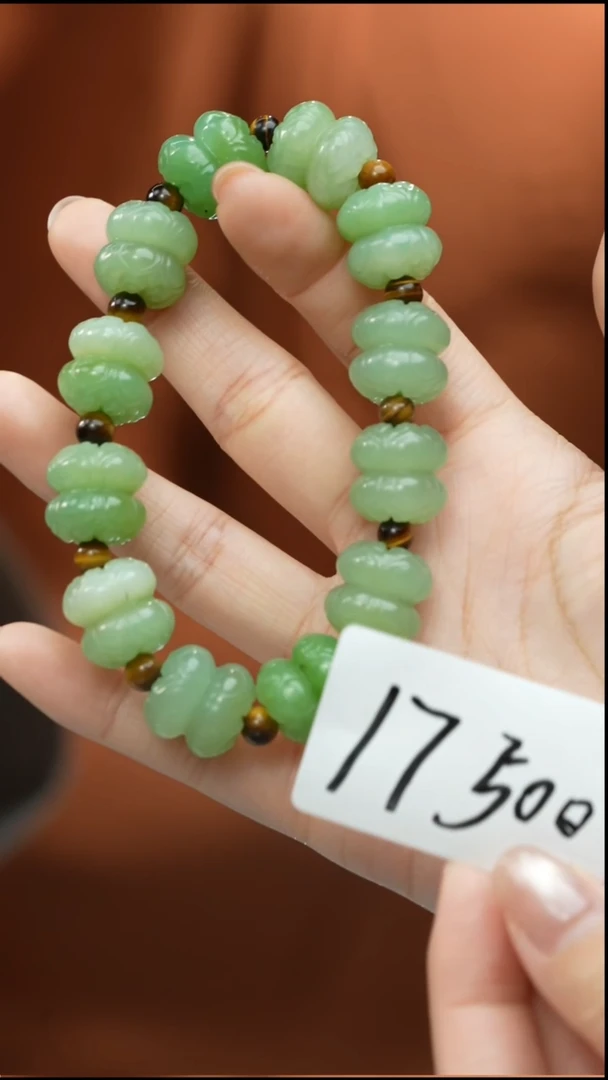 【闪购商品】和田玉颈饰未镶嵌手串