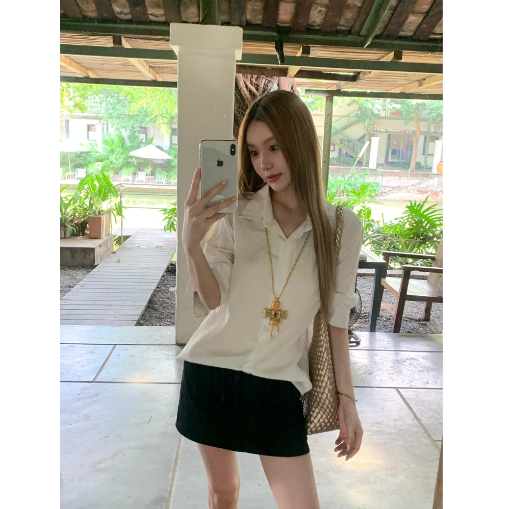 韩版宽松卷边白色衬衫短袖t恤女秋季松弛感别致翻领衬衣时尚上衣