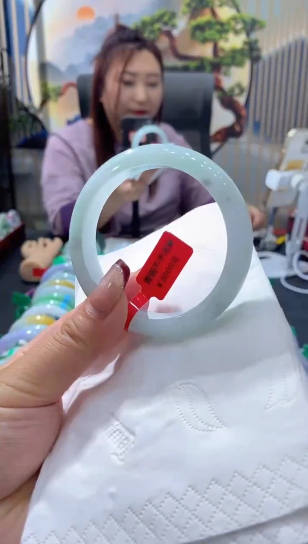 【闪购商品】翡翠手镯未镶嵌00008907