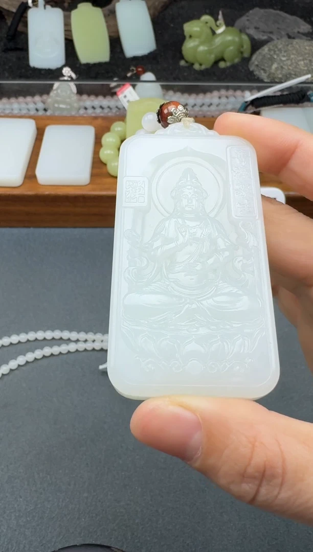 颈饰未镶嵌和田玉2