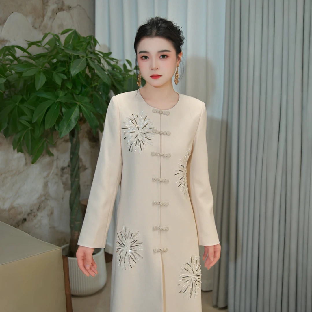 【一见倾城】BYGB-2026秋季新款中式刺绣显瘦风衣连衣裙2912