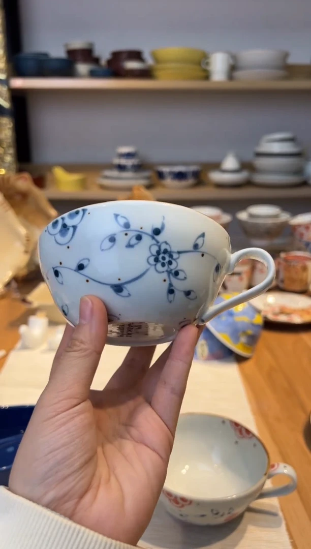 【闪购商品】盘ロイヤル フードマグ 青