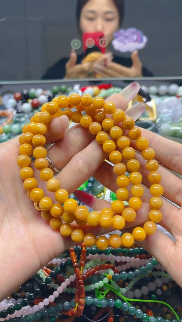 颈饰未镶嵌翡翠8MM/B/翡翠A货，一件也是批发价