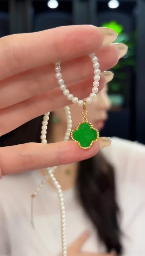 翡翠未镶嵌吊坠(不含链)缅料A货/多样性发货/一件