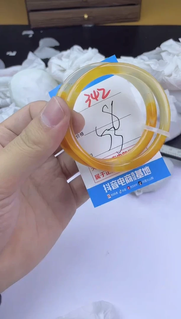 手镯玛瑙/玉髓未镶嵌342