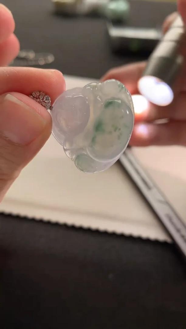 未镶嵌挂件翡翠佛公F1610