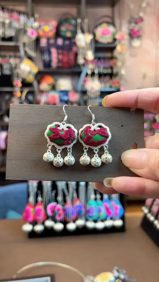 织绣 民族风手工非遗老绣饰品605