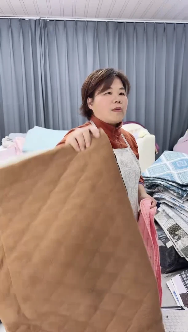 棉咖色绒枕套一对