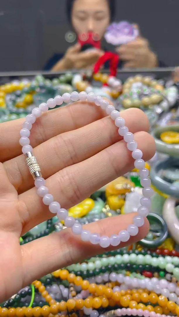 颈饰未镶嵌翡翠4MM