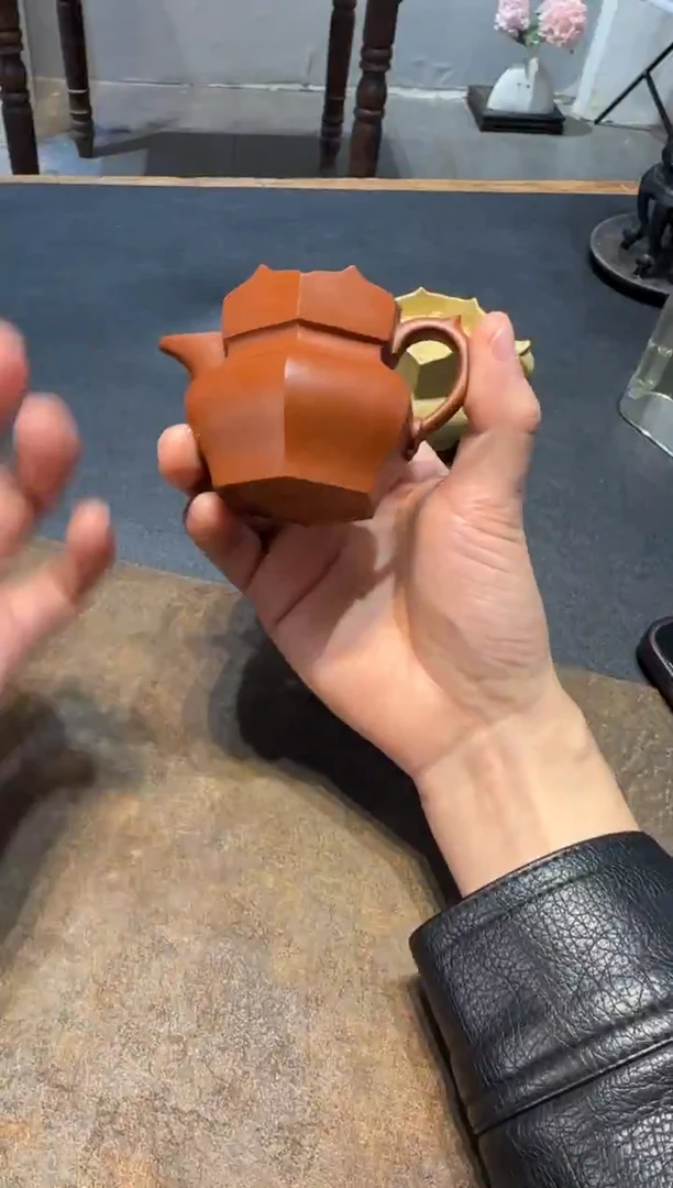 茶壶紫砂成****，朱泥小僧帽90cc