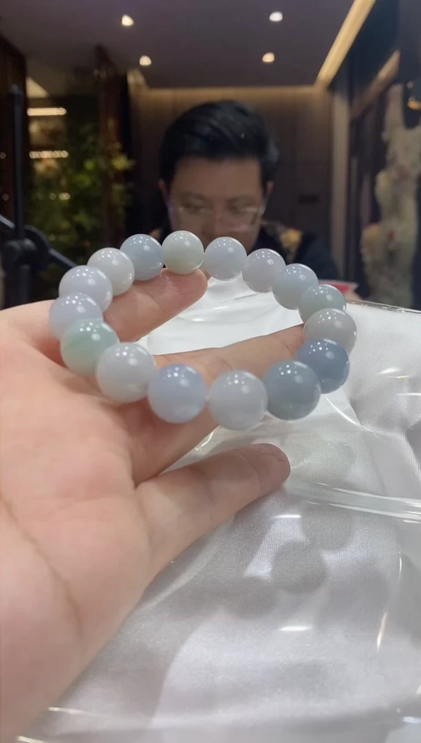 【闪购商品】翡翠手串未镶嵌翡翠手串