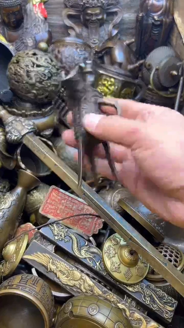 精美铜器，点击下单