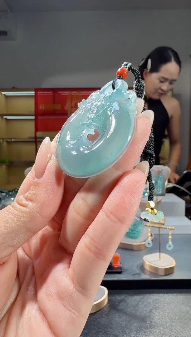 吊坠(不含链)未镶嵌翡翠龙扣
