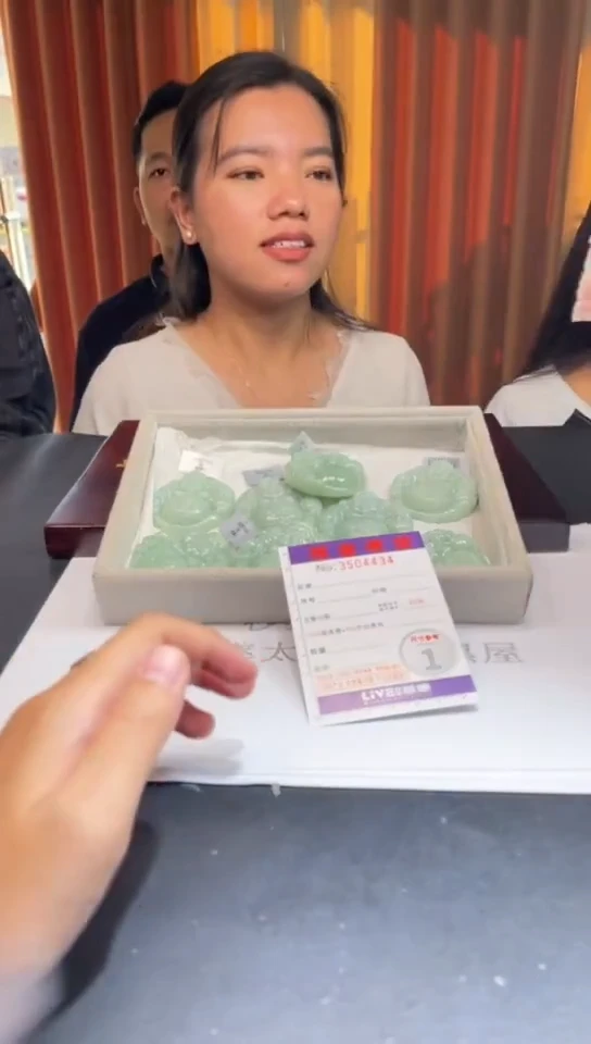 未镶嵌定制翡翠未抛光毛货多样性发其一拍一发一4434