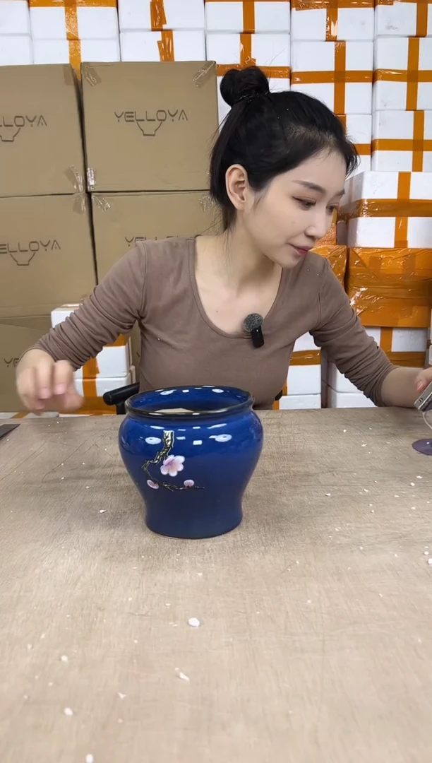 缸形深蓝花釉勾花13x13