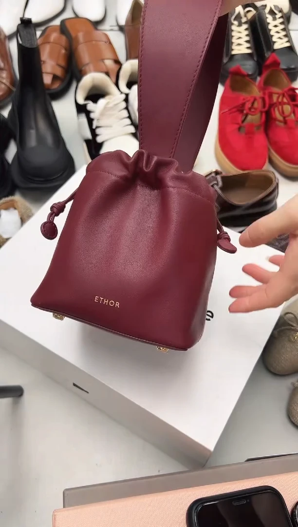 ETHOR  品牌包包  编号606