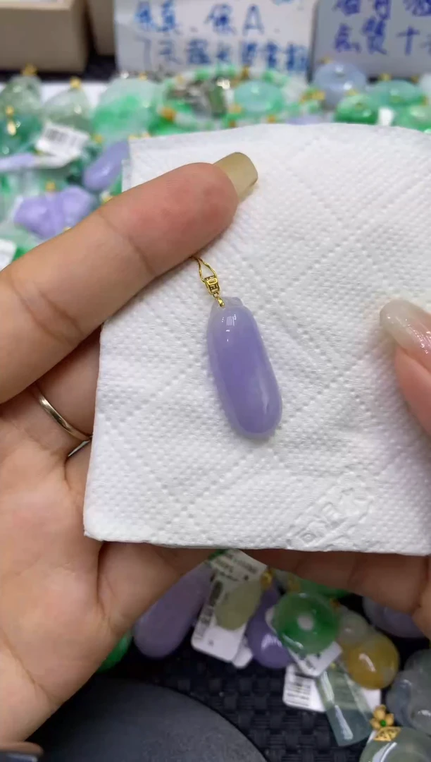 颈饰18K金镶嵌翡翠天然缅甸A货翡翠