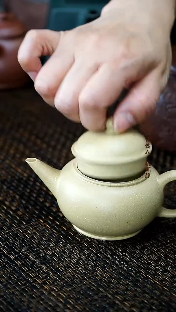 茶壶紫砂水平    本绿