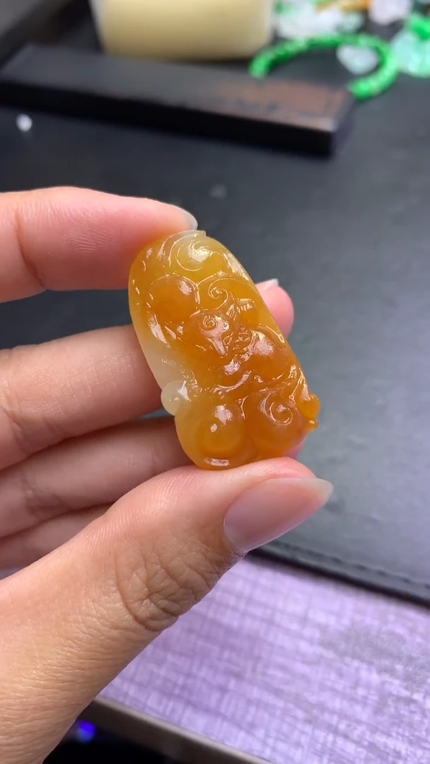 未镶嵌定制翡翠秦****?定金