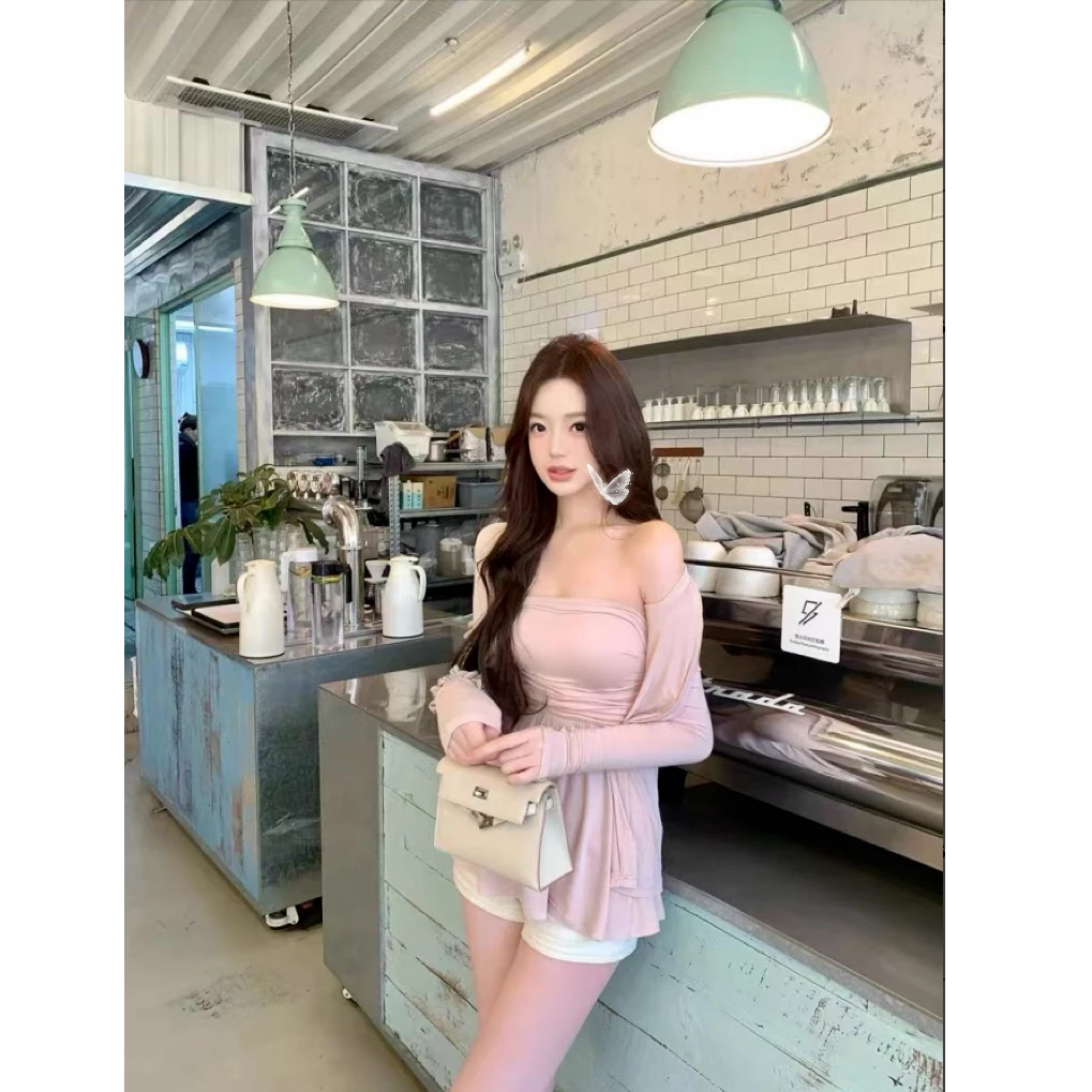 优秀的金蘑菇 软糯糯纯欲佳人胸垫背心+温柔小衫套装