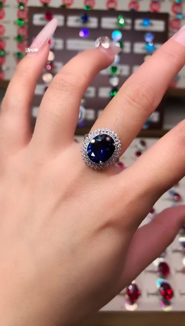 无925银典藏 轻奢 斯里兰卡蓝色系10*12戴妃银托戒指