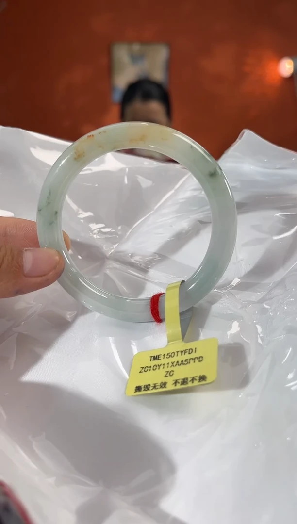 未镶嵌手镯翡翠3        圈口54